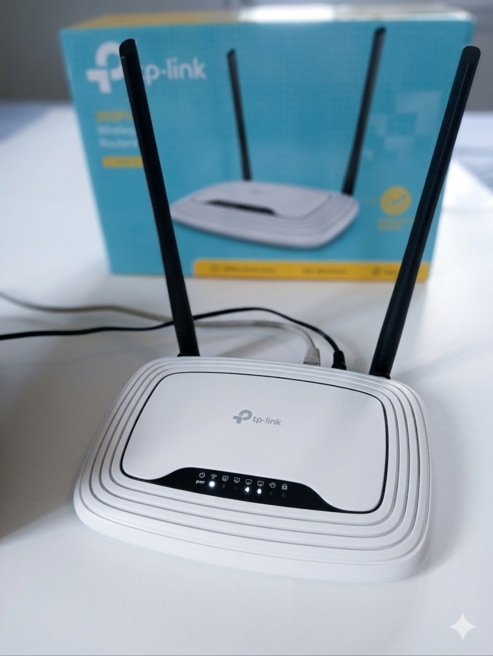 TP-Link White and Black Wireless Router, 300 Mbps Wireless Speed